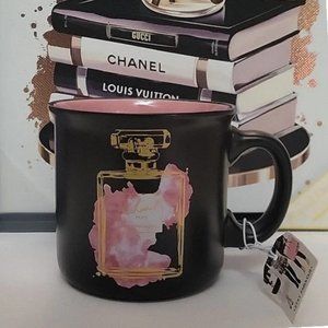 Amanda Greenwood - Fashionista Coffee Mug